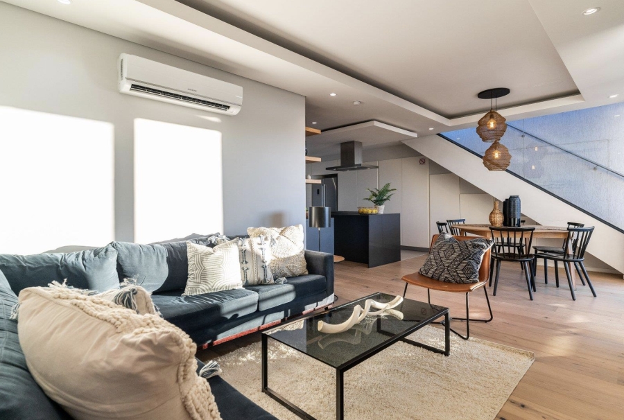 3 Bedroom Property for Sale in Green Point Western Cape